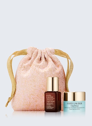 IN THE SPOTLIGHT GIFT LIFT & GLOW